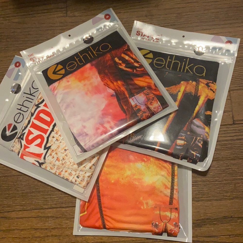 Men’s Ethika Staple